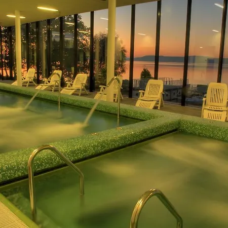 Apartment Modern With View Balatonlelle